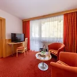 Отель Der Schuetthof