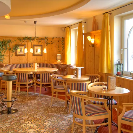 Der Schuetthof מלון 3*