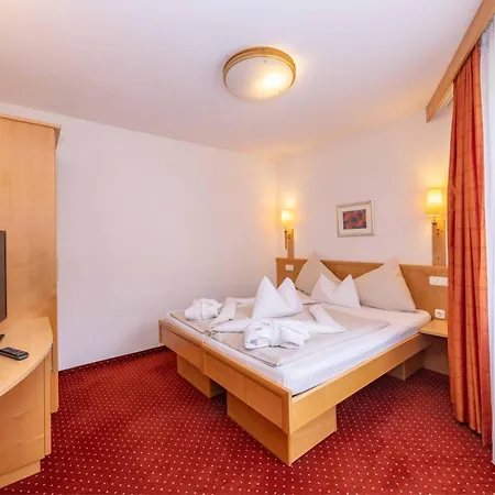 Der Schuetthof 호텔 젤암제