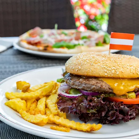 מלון Der Schuetthof 3*